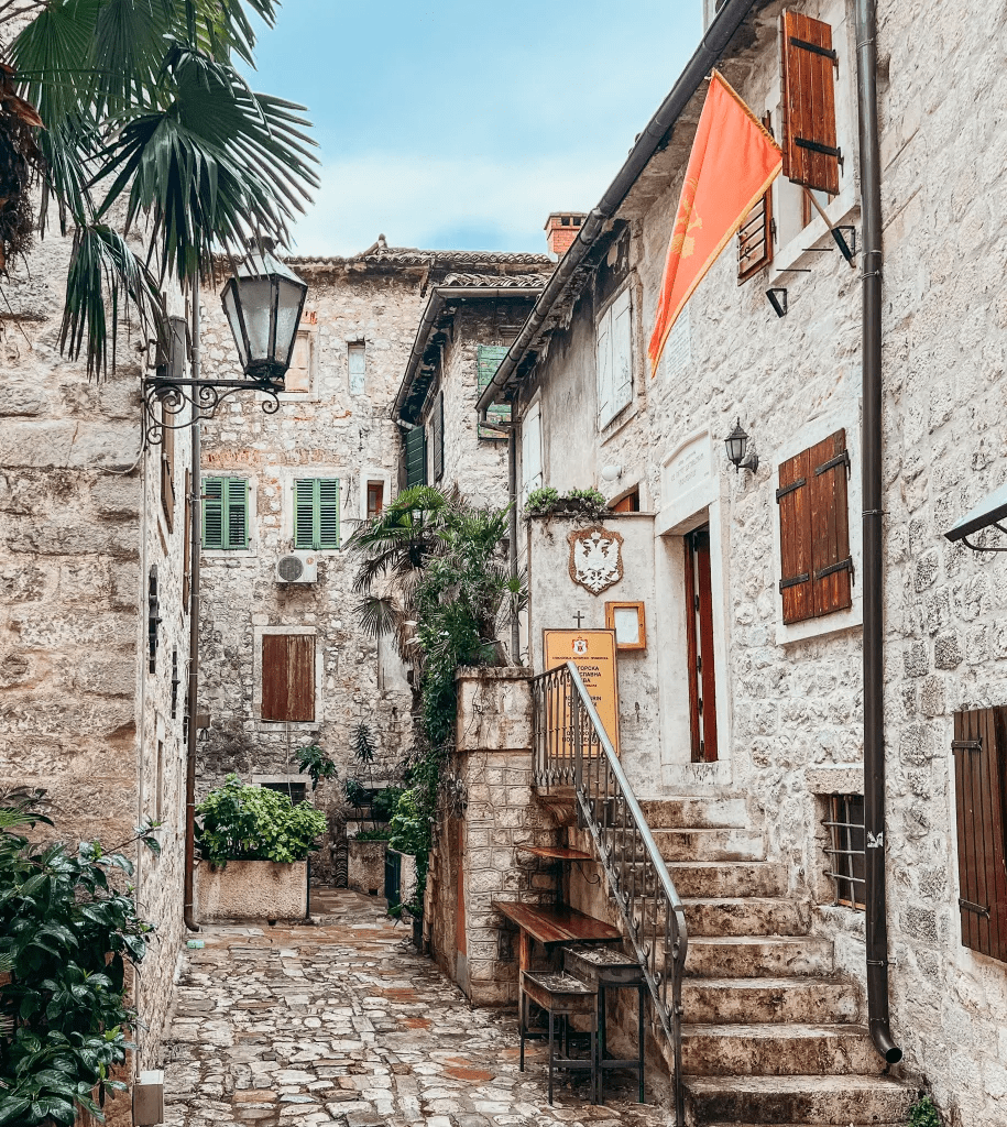 Cost of traveling in Montenegro