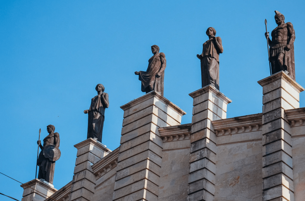 How to get to Kutaisi from Tbilisi