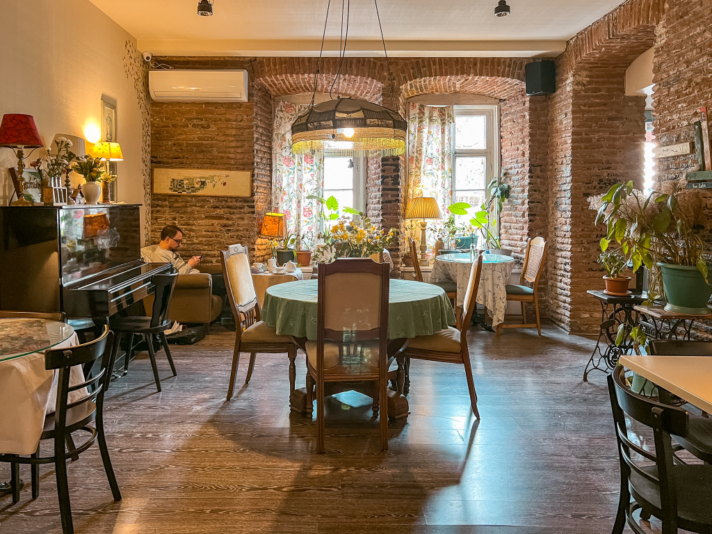 Best Georgian Restaurants